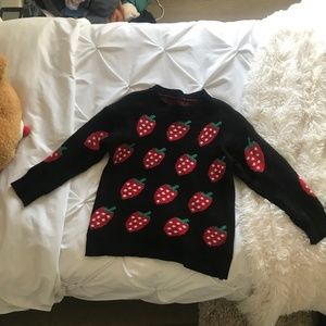 strawberry sweater 🍓